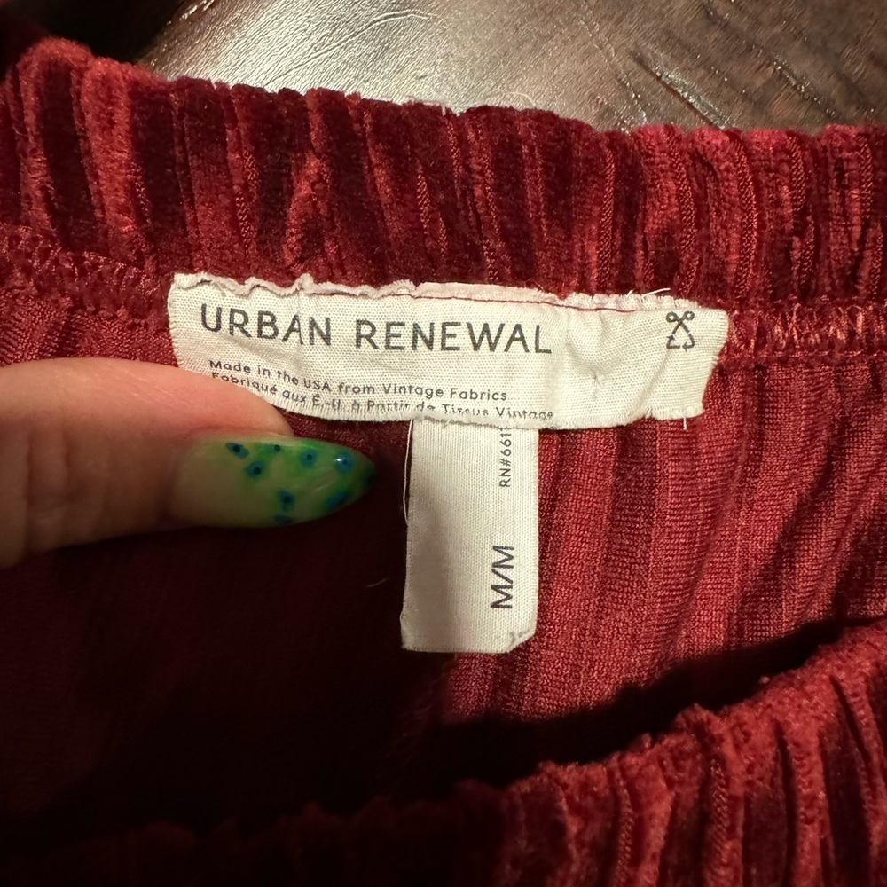 Urban Renewal pants pull on flare cut ribbed texture velvet like fabric sz med - Picture 6 of 9